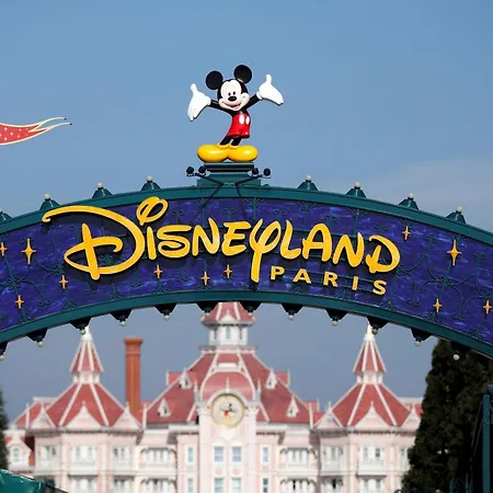 Appartement 3 , Disneyland - Parking Gratuit - Maison Des Platanes Meaux Exterior photo
